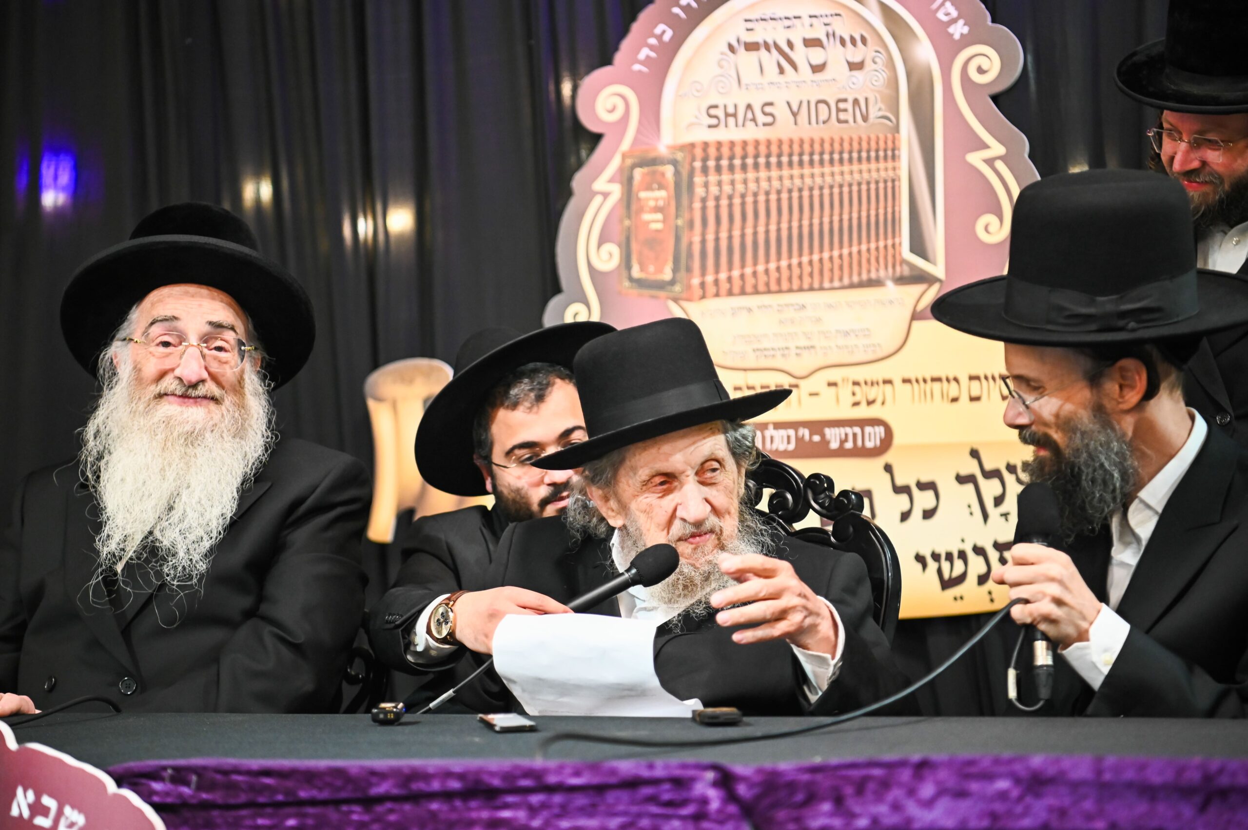 The Shas Yiden Phenomenon
It was time for the annual Farher & Siyumim of what has become the International Shas Yiden Network of Kollelim. The Shas Yiden geonim who really know gantz Shas (the entire Shas) from one end to the other – including all the Gemora, Rashi, Tosfos, plus rishonim and acharonim. And among them are those who know Shas Yerushalmi and many who know shu”tim (responsa) of rishonim and acharonim.